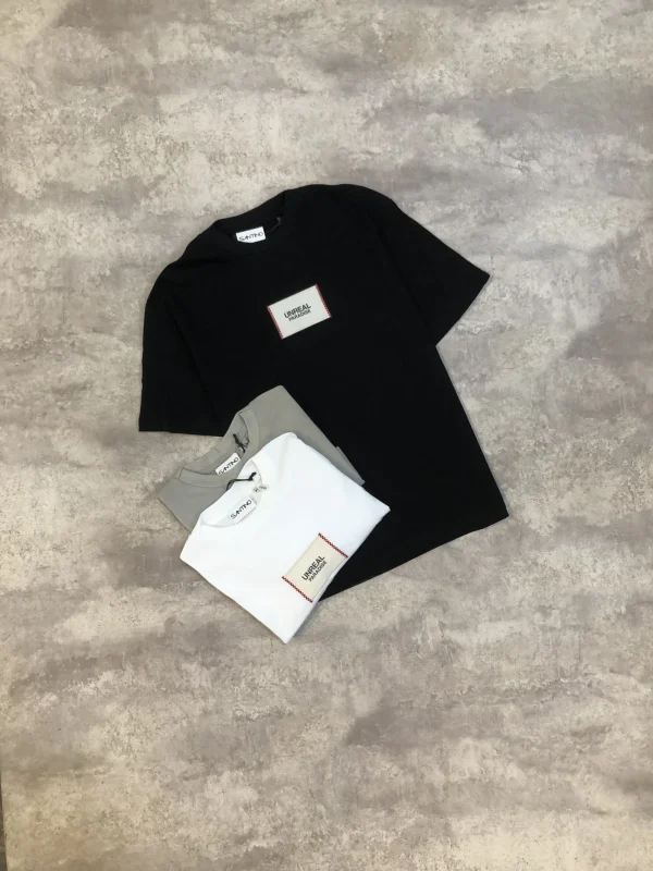 Remera UNREAL