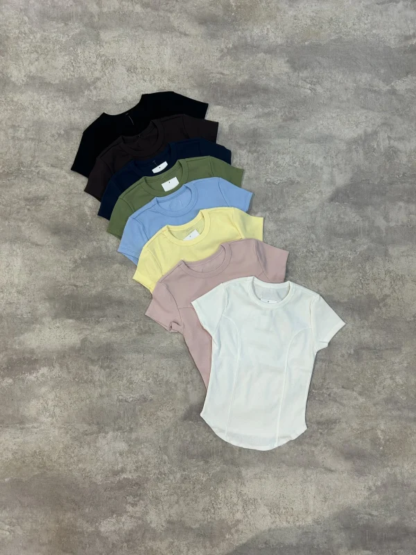 Remera CLARA